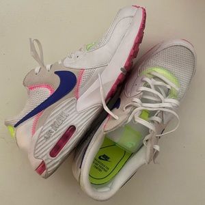 men’s nike size 11 chunky neon sneakers